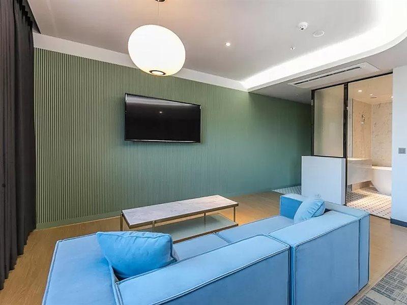 Brown Dot Hotel Чінджу Екстер'єр фото