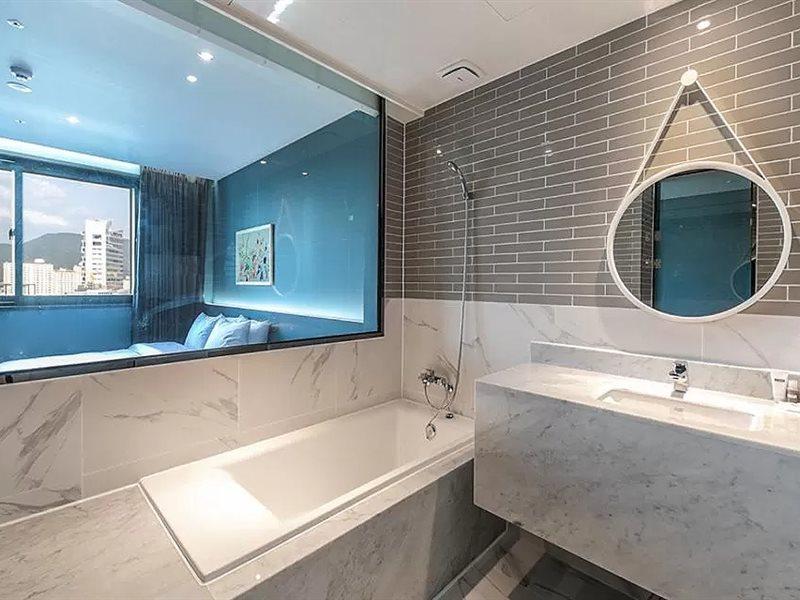 Brown Dot Hotel Чінджу Екстер'єр фото